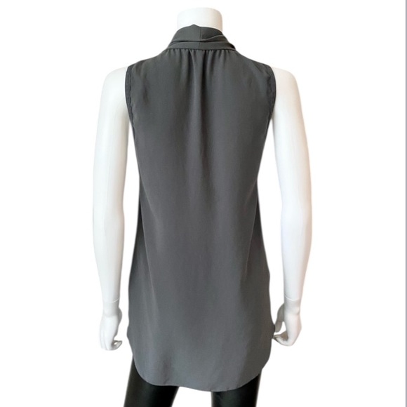 Aritzia Wilfred Freja Deep Gray Sleeveless Blouse - Picture 4 of 16